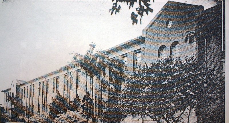 Historical photo or school building